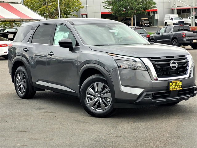 New 2025 Nissan Pathfinder S