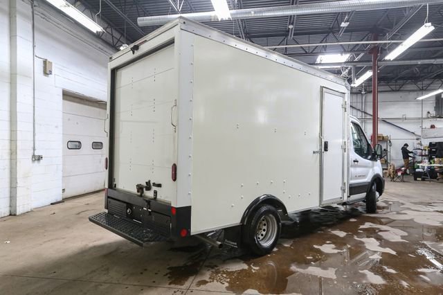 Used 2022 Ford Transit 350 DRW RWD image 11