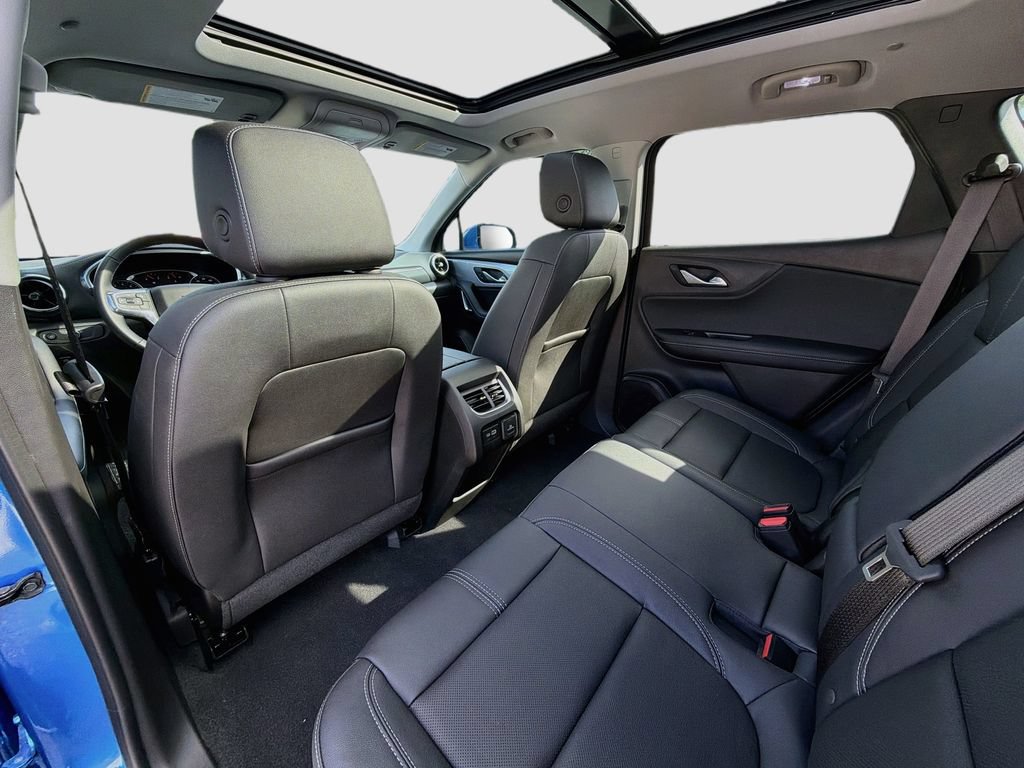 Used 2024 Chevrolet Blazer LT w/ Sound & Technology Package AWD/4WD image 26