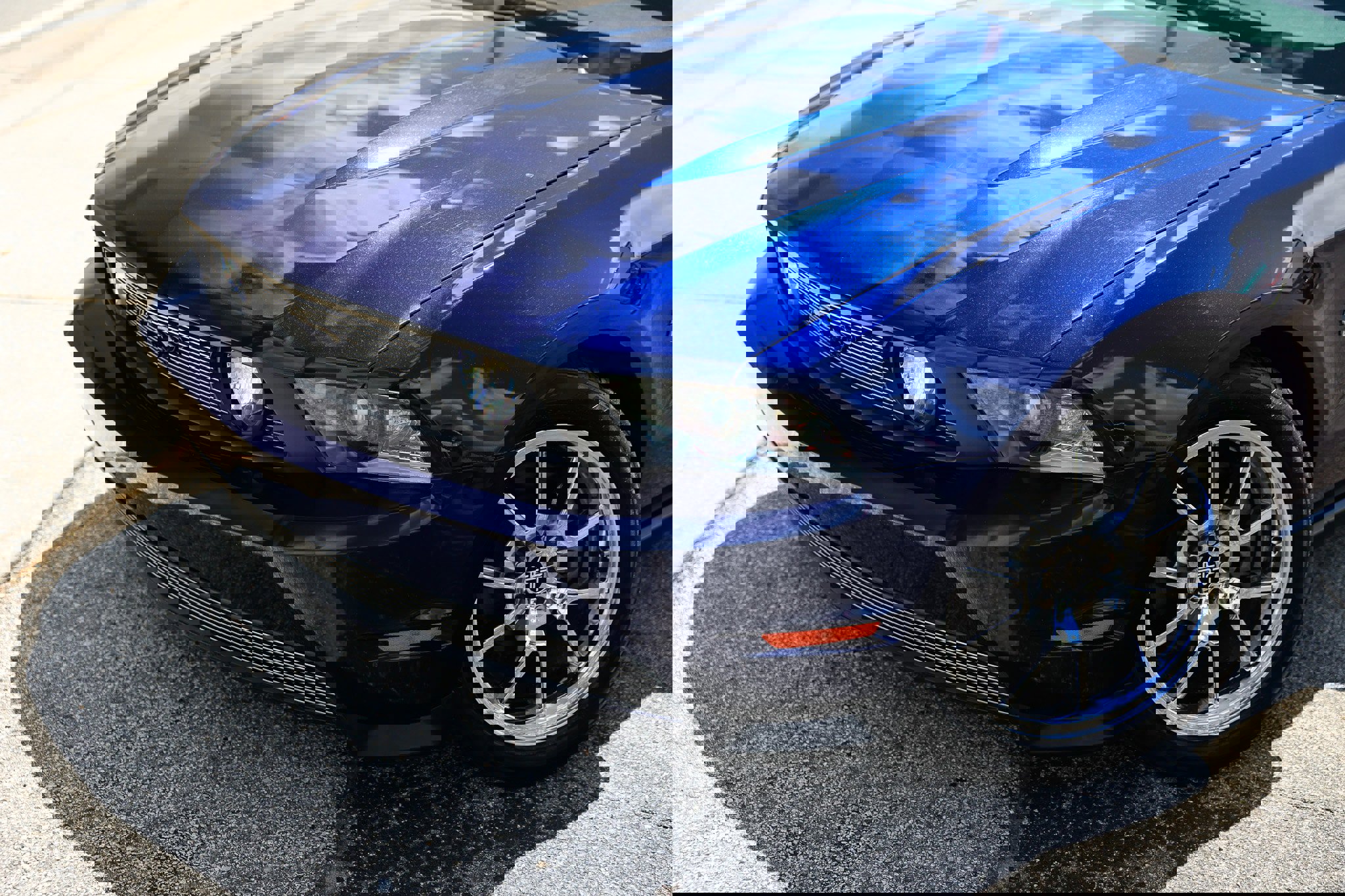 Used 2010 Ford Mustang GT image 28