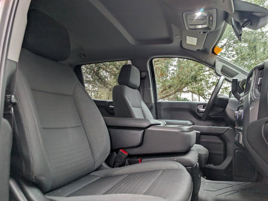 Used 2023 Chevrolet Silverado 1500 Custom image 14