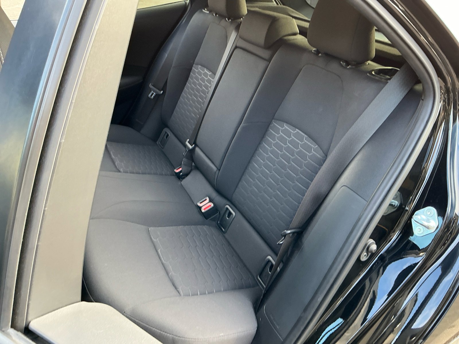 Used 2021 Toyota Corolla SE w/ Blackout Package (TMS) image 17