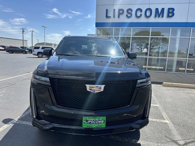 Used 2023 Cadillac Escalade Sport image 3