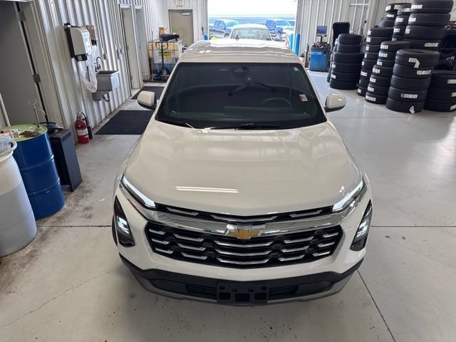Used 2025 Chevrolet Equinox LT FWD image 19