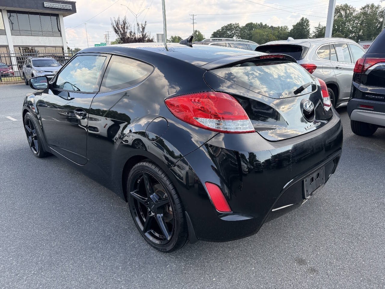Used 2016 Hyundai Veloster w/ Option Group 02 FWD image 6