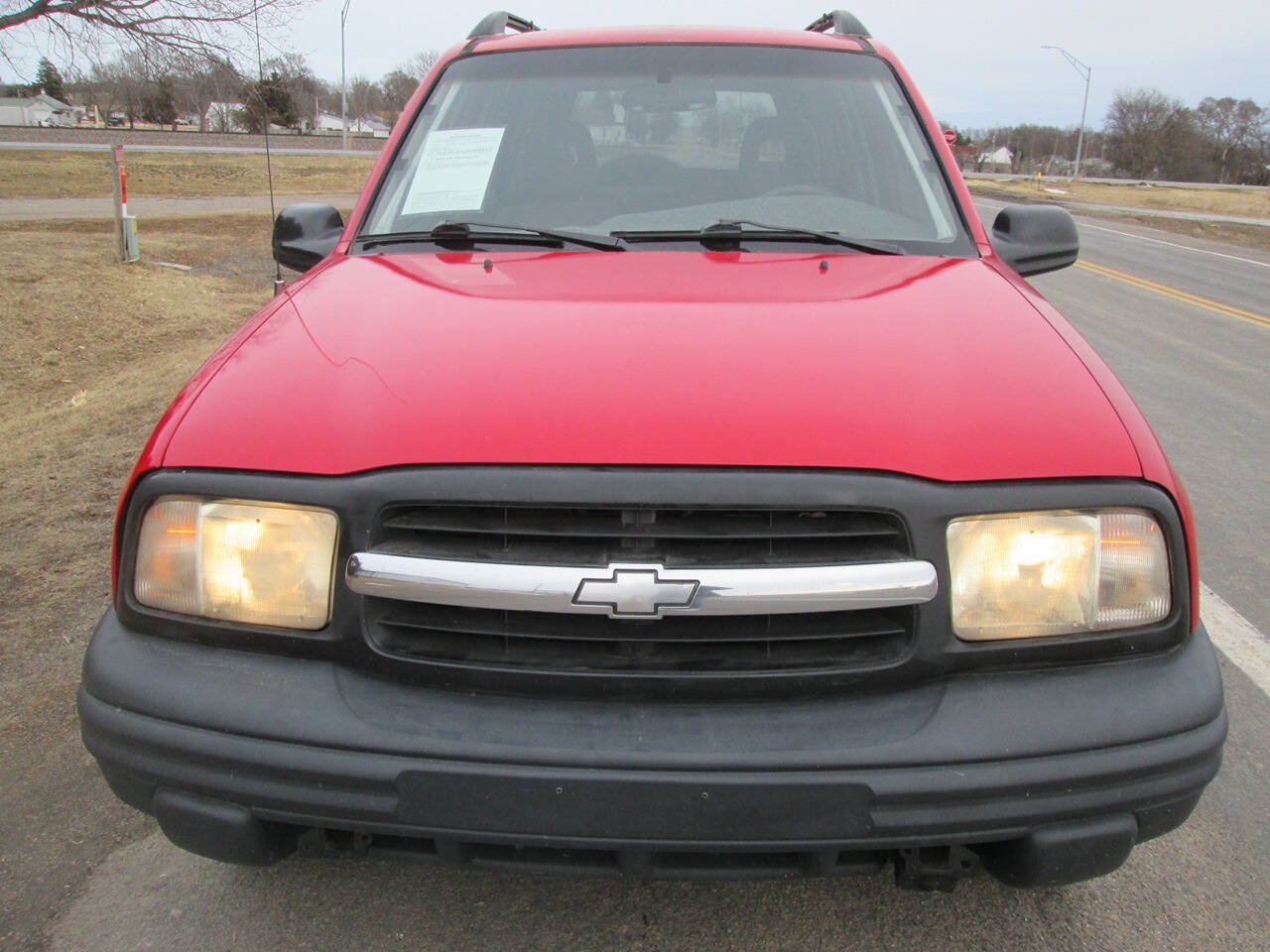 Used 2003 Chevrolet Tracker 4WD w/ Preferred Equipment Group image 3