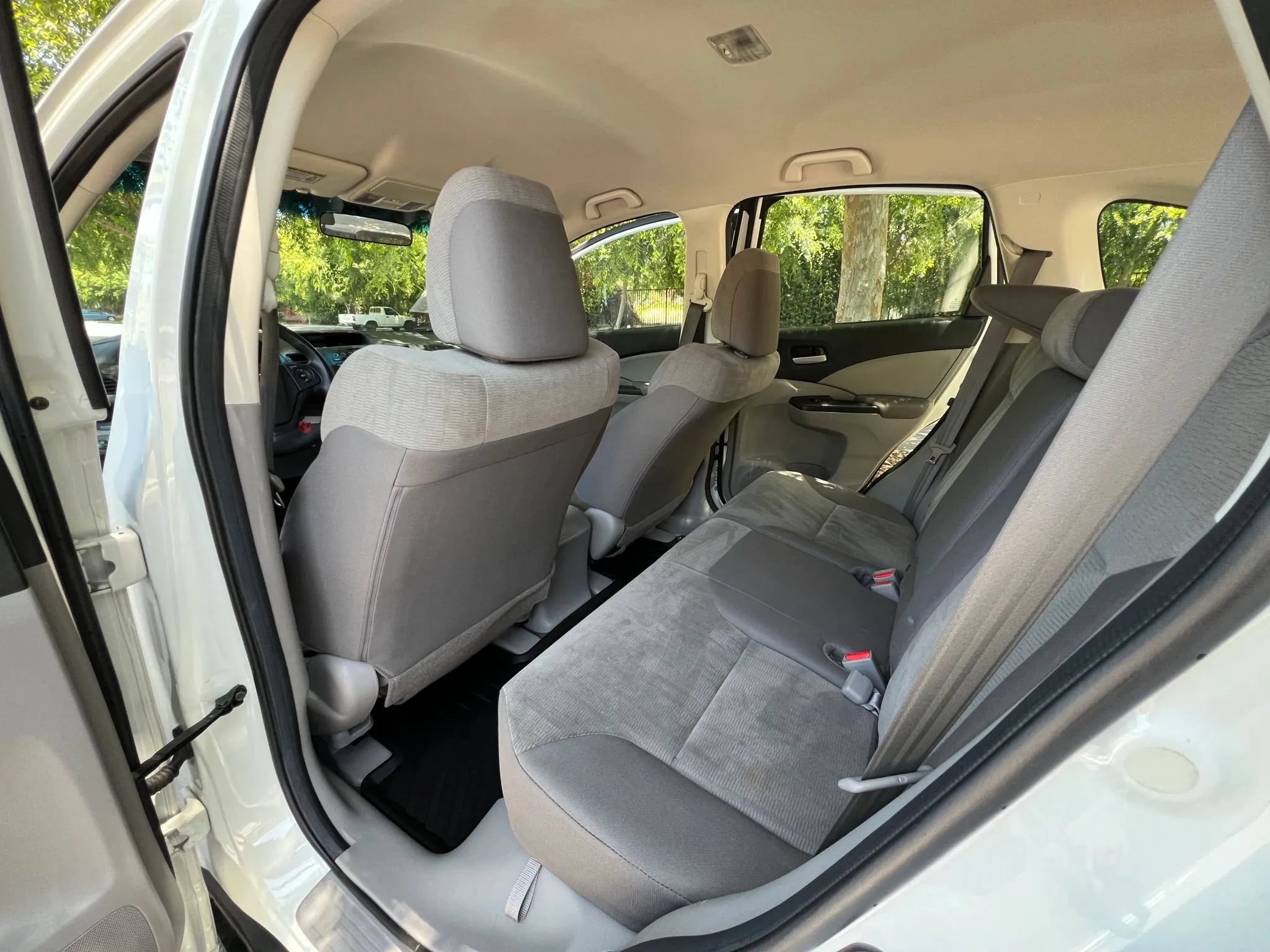 Used 2013 Honda CR-V LX image 15