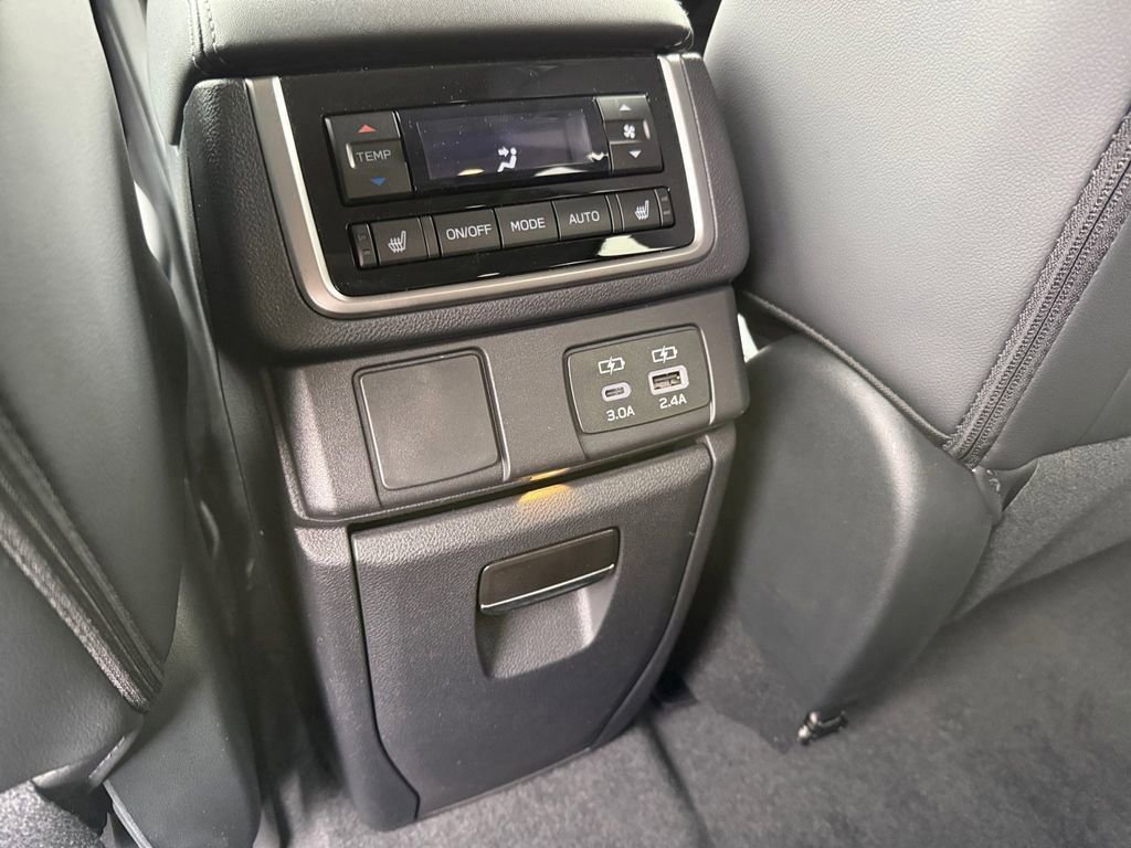 New 2026 Subaru Ascent Limited image 16