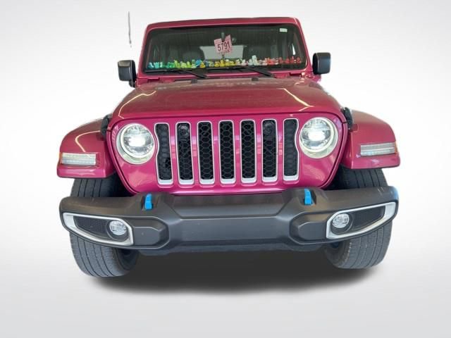 Used 2022 Jeep Wrangler Unlimited Sahara w/ Cold Weather Group image 3