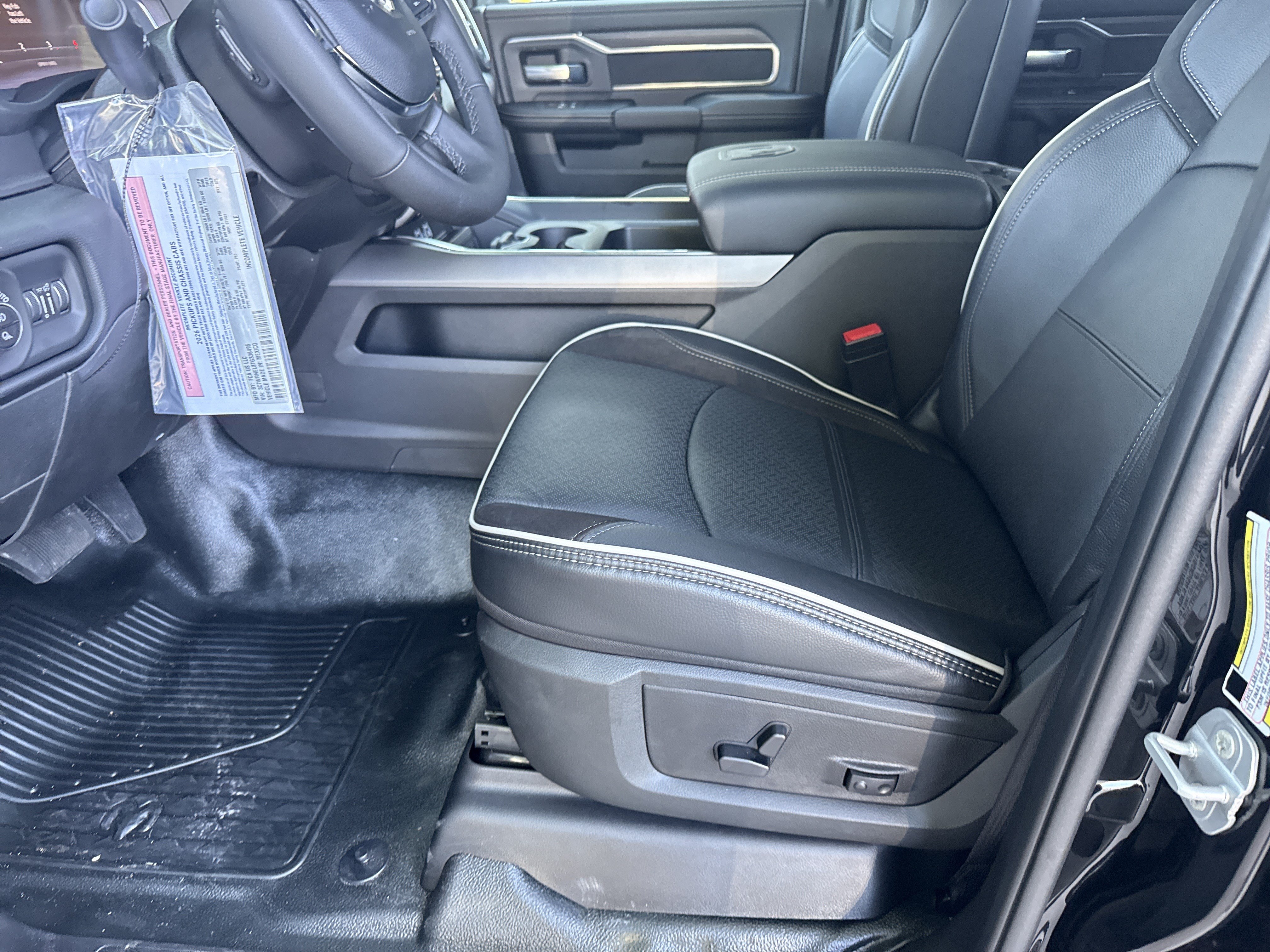 New 2026 RAM 5500 4x4 Crew Cab w/ Laramie Trim Package image 9