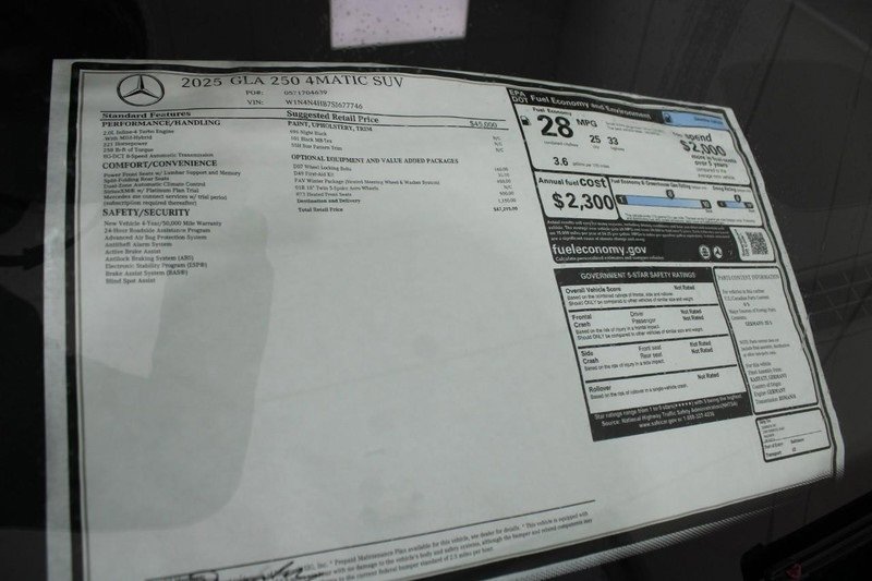 New 2025 Mercedes-Benz GLA 250 4MATIC image 4