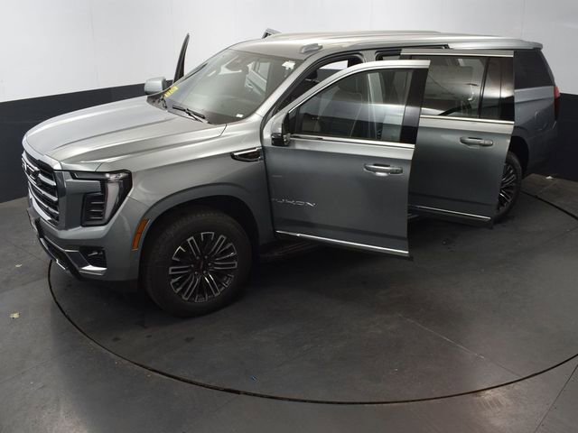 Used 2025 GMC Yukon XL Elevation image 67