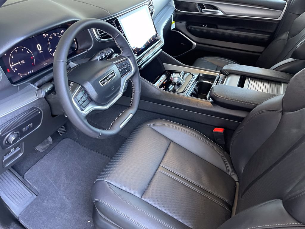 New 2026 Jeep Grand Wagoneer Limited AWD/4WD image 15