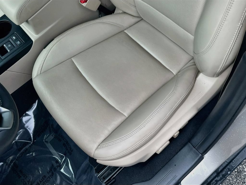 Used 2018 Subaru Outback 2.5i Limited AWD/4WD image 19