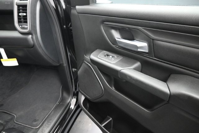 New 2027 RAM 1500 Express RWD image 29