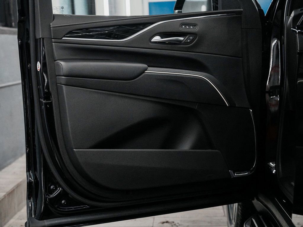 Used 2024 Cadillac Escalade Sport image 11