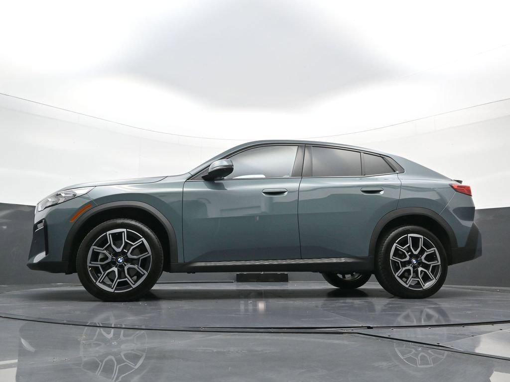 Used 2025 BMW X2 xDrive28i AWD/4WD image 24