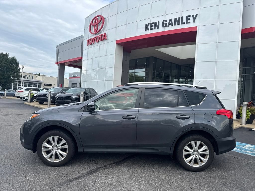 Used 2015 Toyota RAV4 Limited AWD/4WD image 2