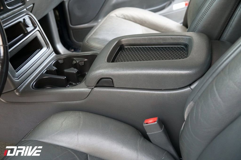 Used 2007 GMC Sierra 3500 SLT w/ Skid Plate Package image 26