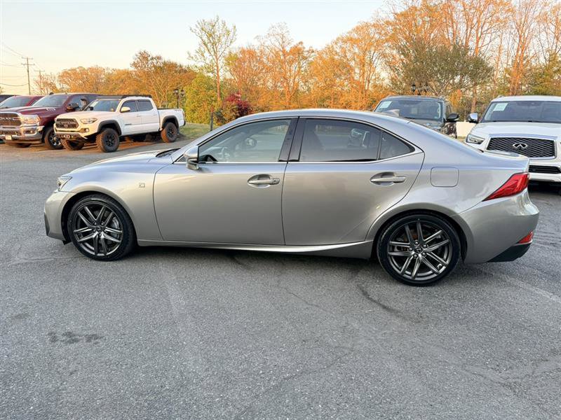 Used 2018 Lexus IS 300 F Sport w/ F Sport Package RWD image 8