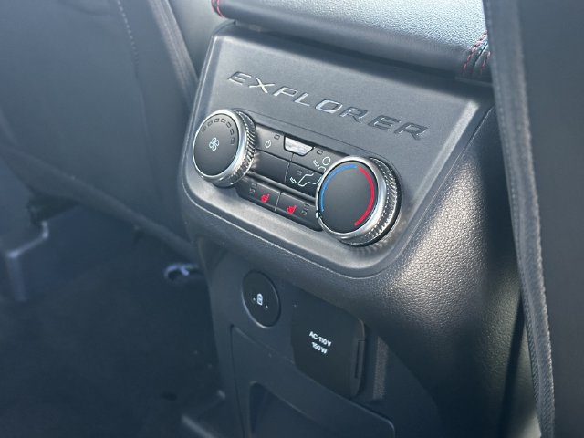 Used 2025 Ford Explorer ST AWD/4WD image 40