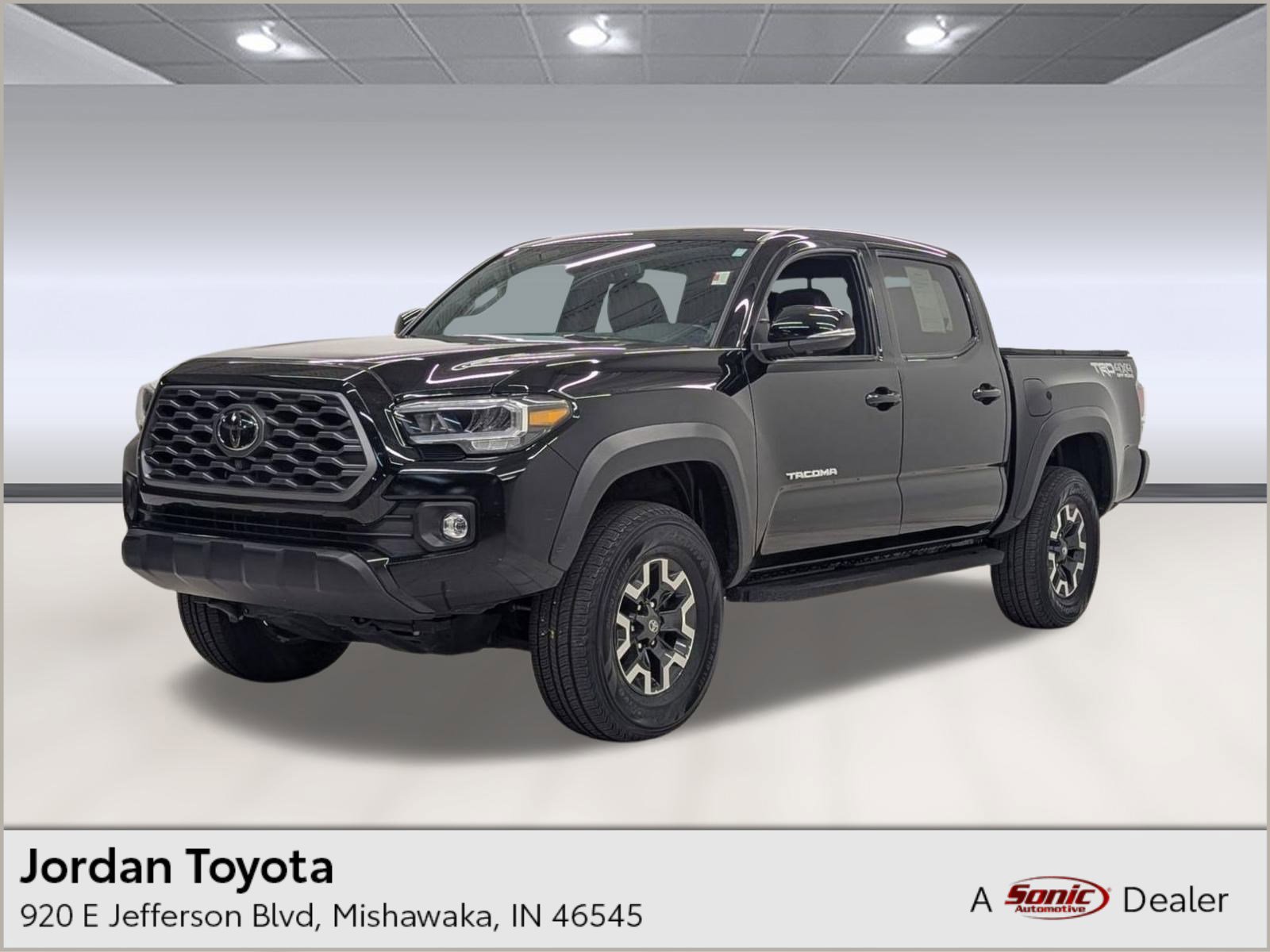 Used 2023 Toyota Tacoma TRD Off-Road image 1