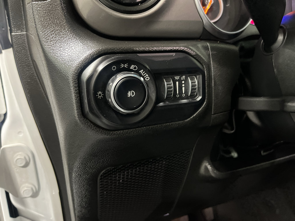 Used 2022 Jeep Wrangler Unlimited Sport AWD/4WD image 33
