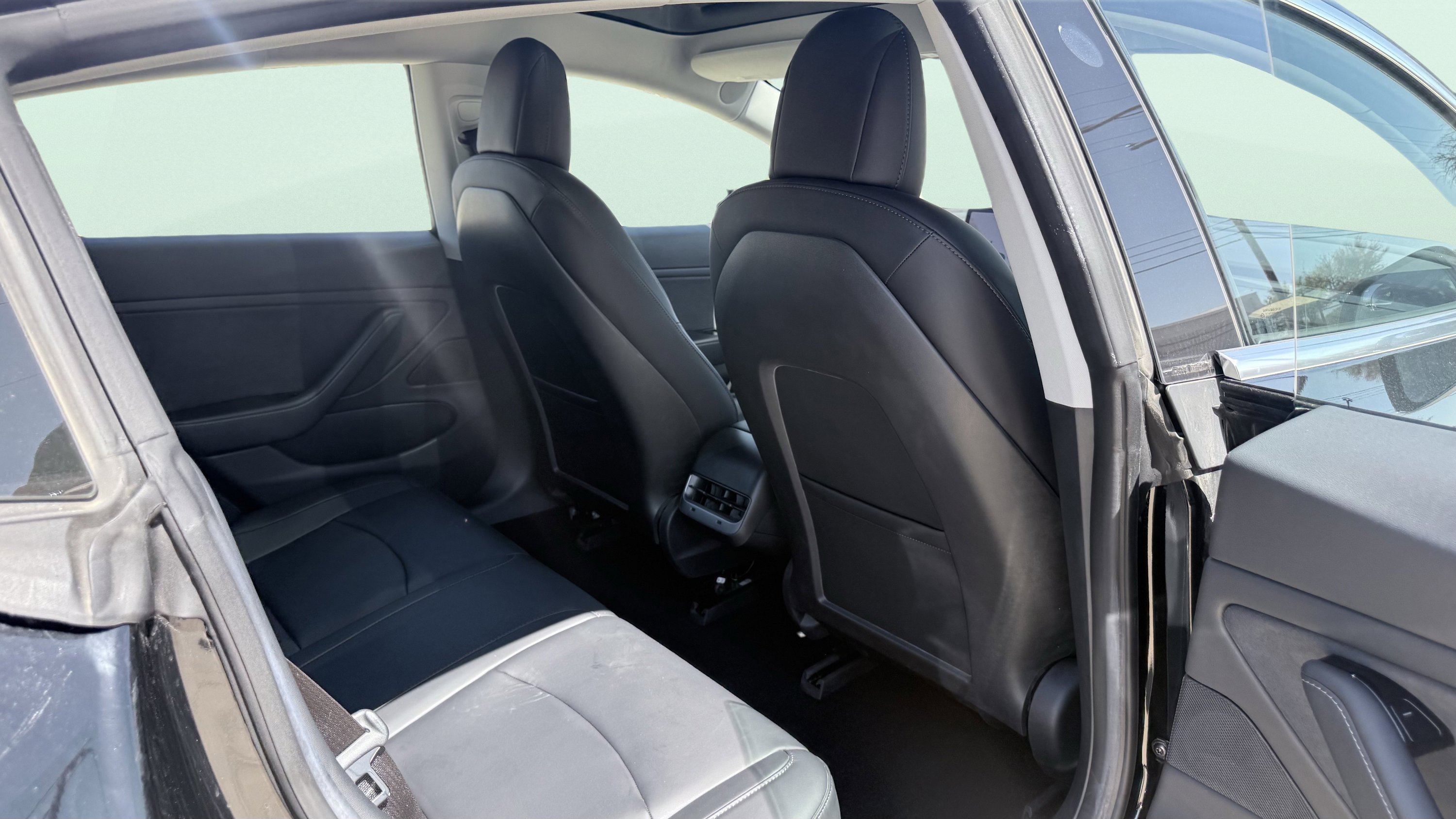 Used 2018 Tesla Model 3 Long Range image 42