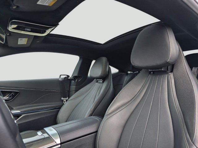 Used 2024 Mercedes-Benz CLE 300 4MATIC Coupe image 17