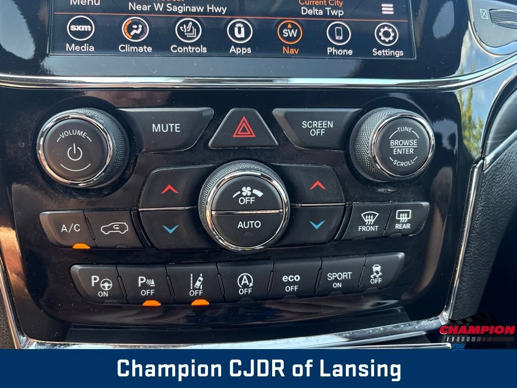 Used 2021 Jeep Grand Cherokee Limited AWD/4WD image 26