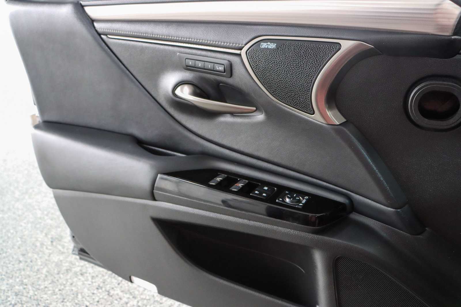 Used 2022 Lexus ES 350 F Sport FWD image 23
