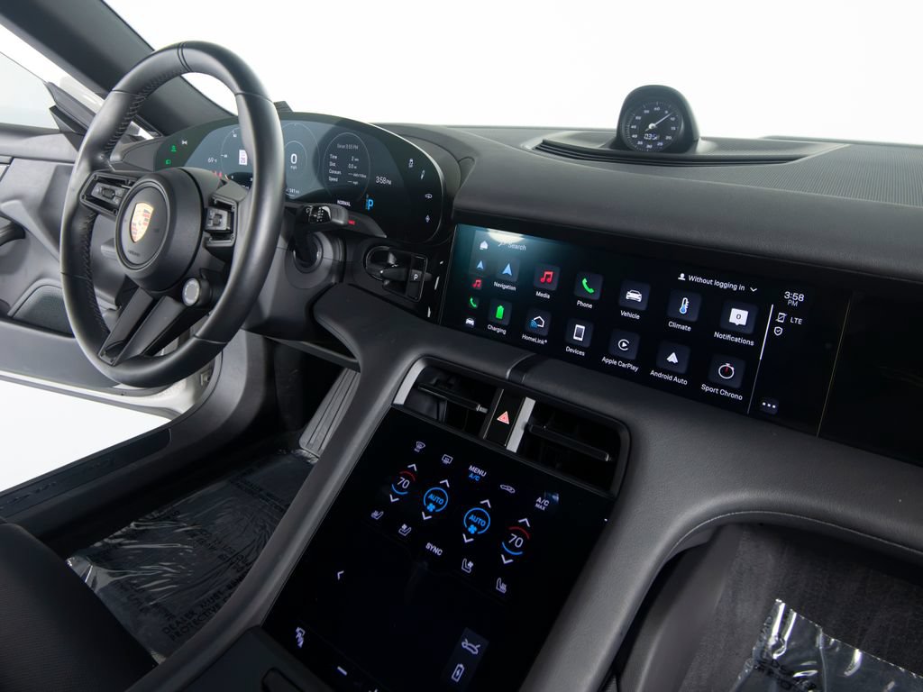 Certified 2023 Porsche Taycan 4S AWD/4WD image 33