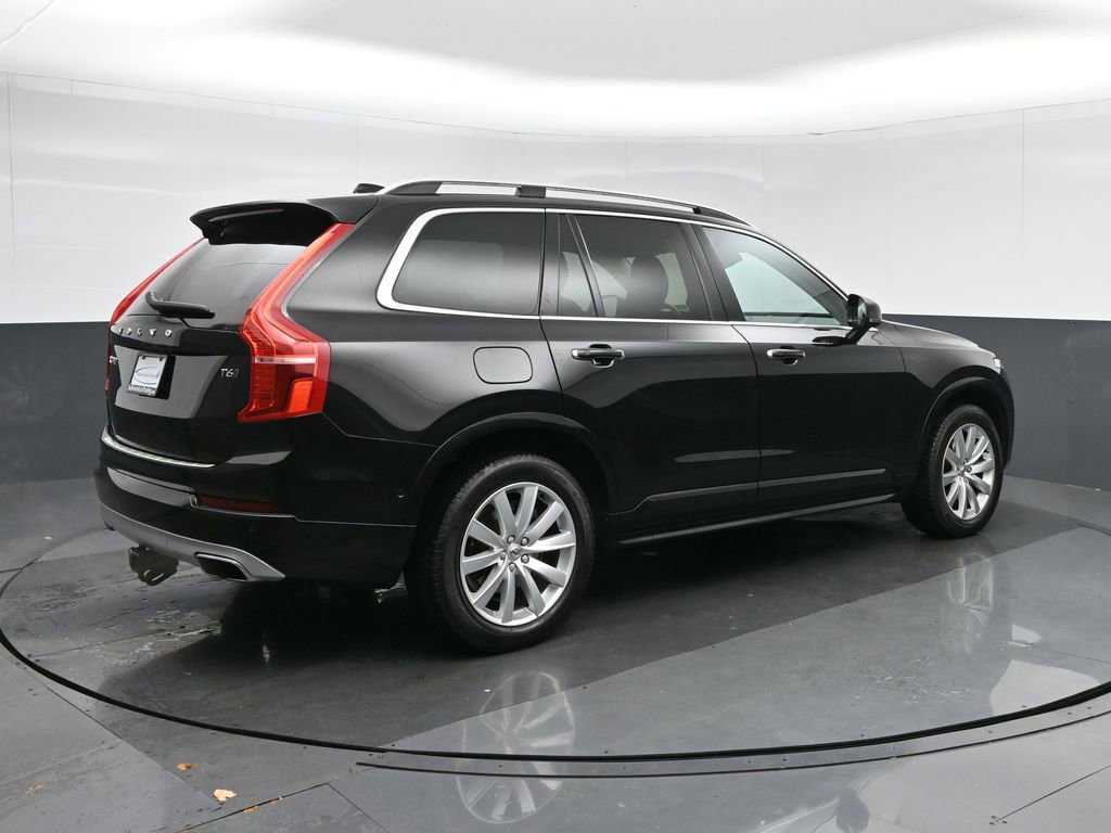 Used 2019 Volvo XC90 T6 Momentum w/ Protection Package Premier AWD/4WD image 7