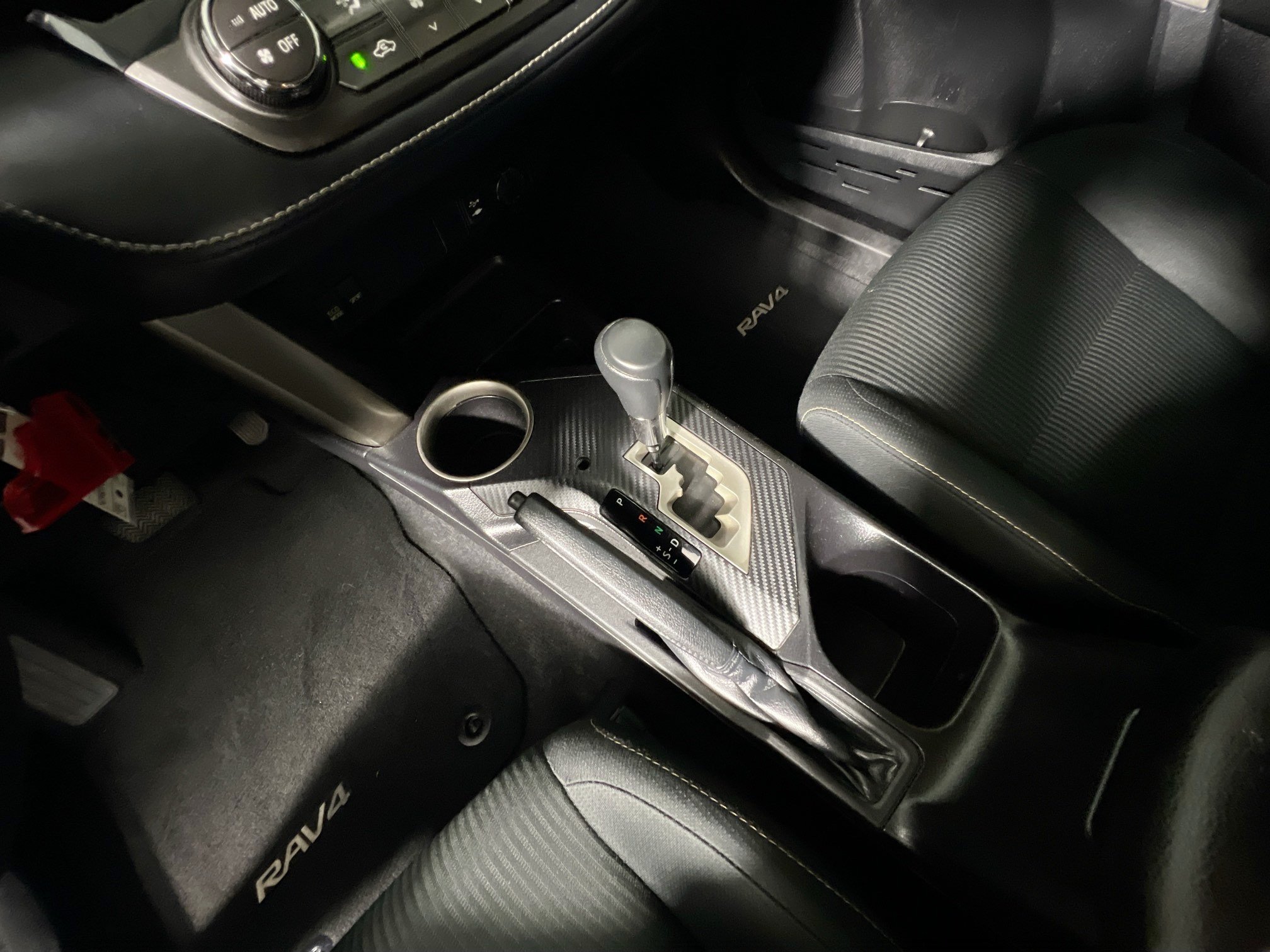 Used 2014 Toyota RAV4 XLE FWD image 24