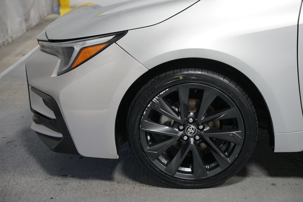 Certified 2024 Toyota Corolla SE FWD image 5