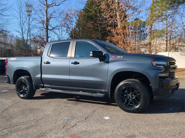 Used 2022 Chevrolet Silverado 1500 LT Trail Boss w/ Convenience Package II image 2