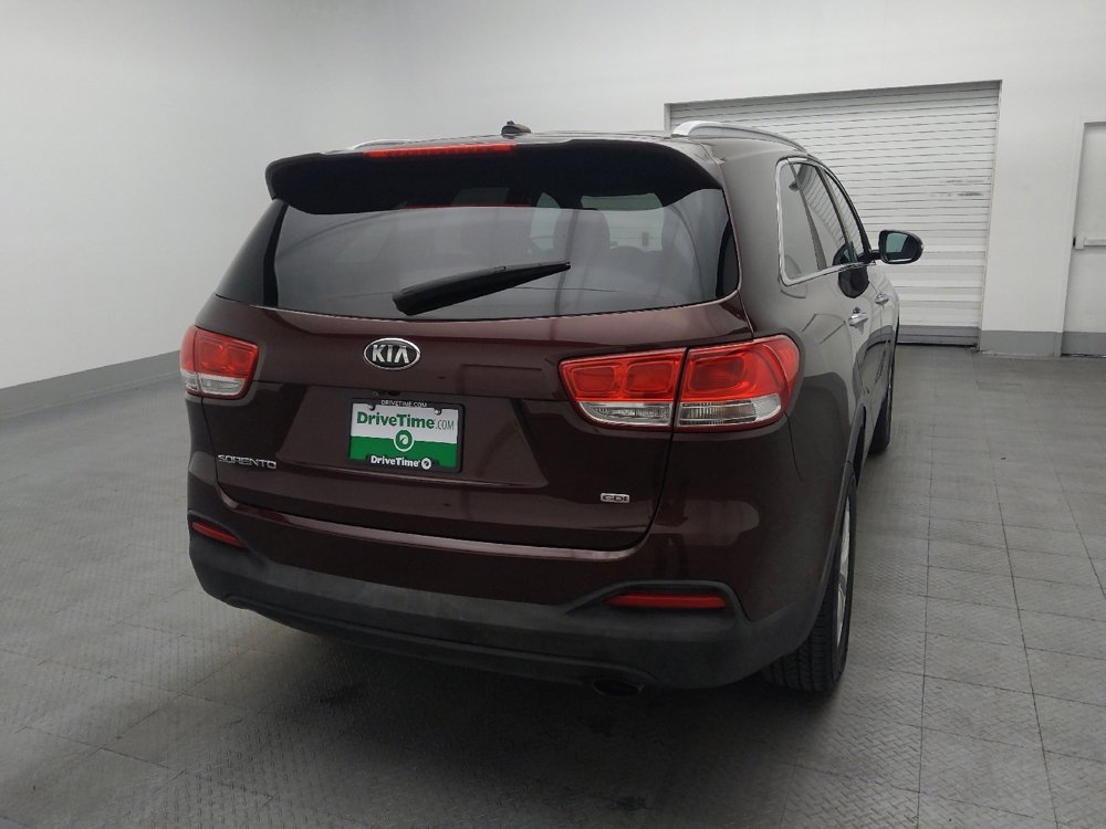 Used 2017 Kia Sorento LX image 7