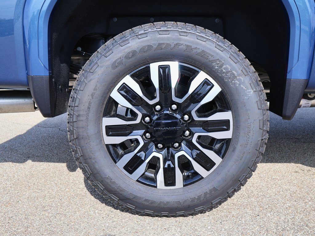 New 2026 GMC Sierra 3500 Denali Ultimate image 37