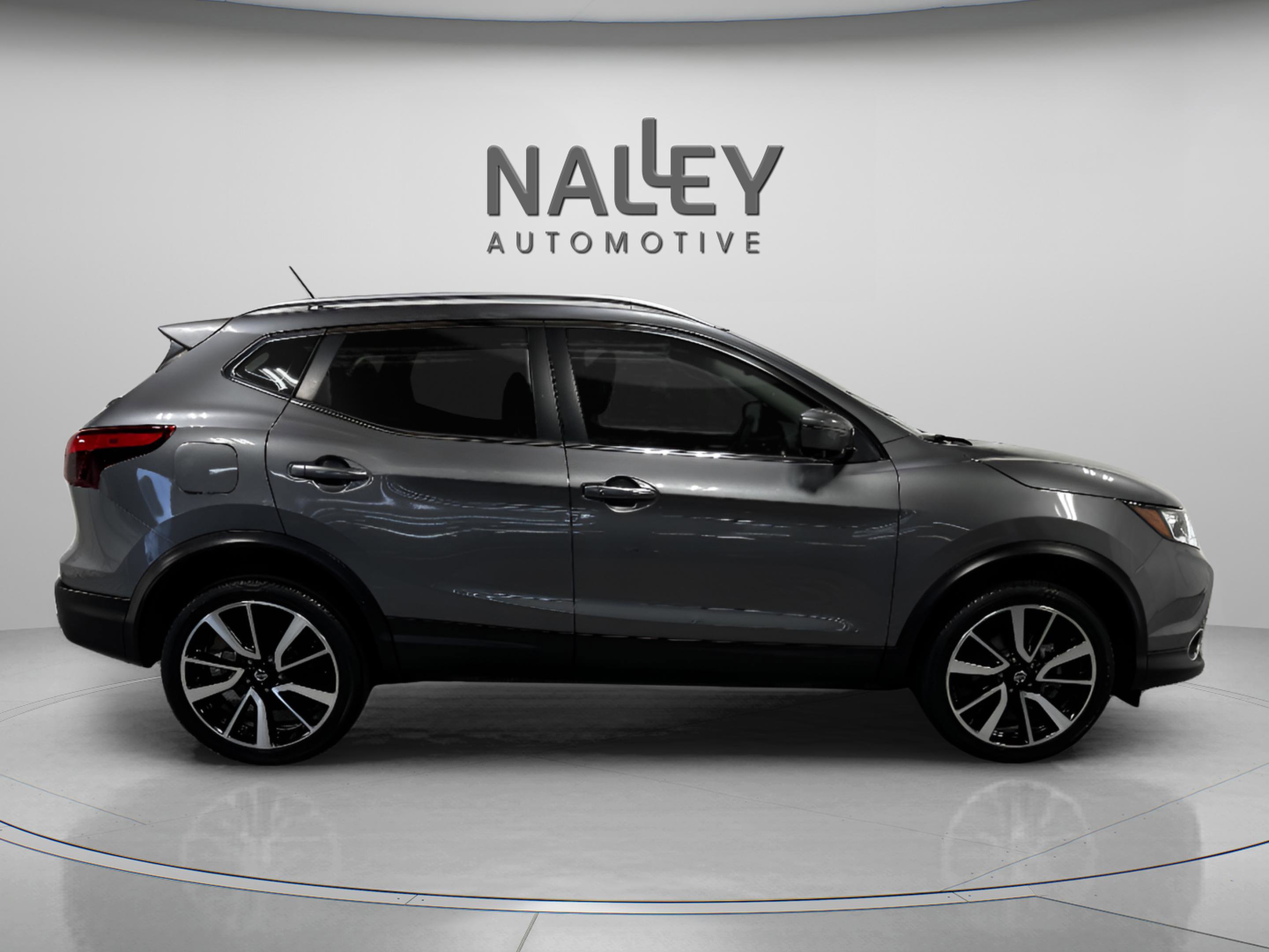 Used 2018 Nissan Rogue Sport SL w/ SL Premium Package image 6