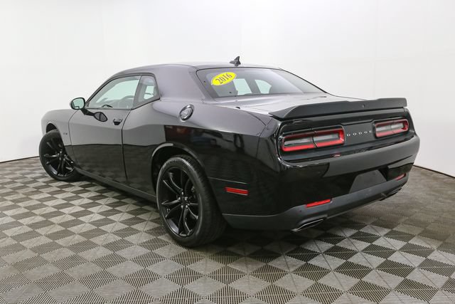 Used 2016 Dodge Challenger R/T Plus RWD image 8
