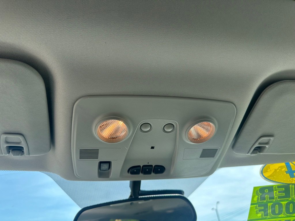 Used 2014 Chevrolet Traverse LTZ image 19