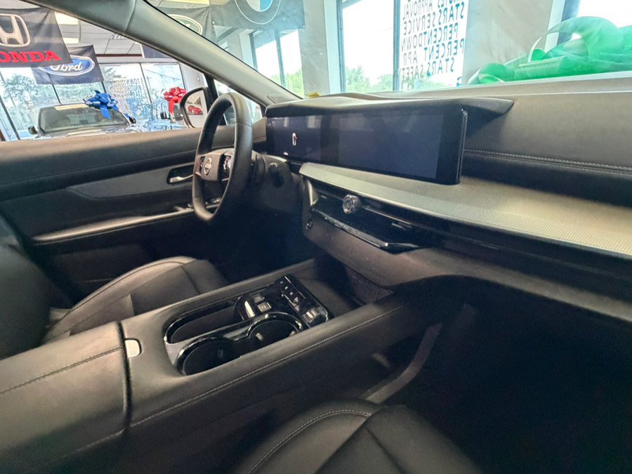 Used 2025 Nissan Murano SL w/ Cargo Package AWD/4WD image 39