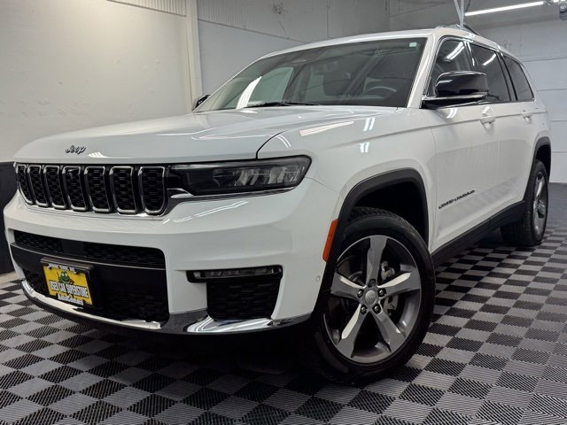 Used 2021 Jeep Grand Cherokee L Limited w/ Luxury Tech Group II image 3