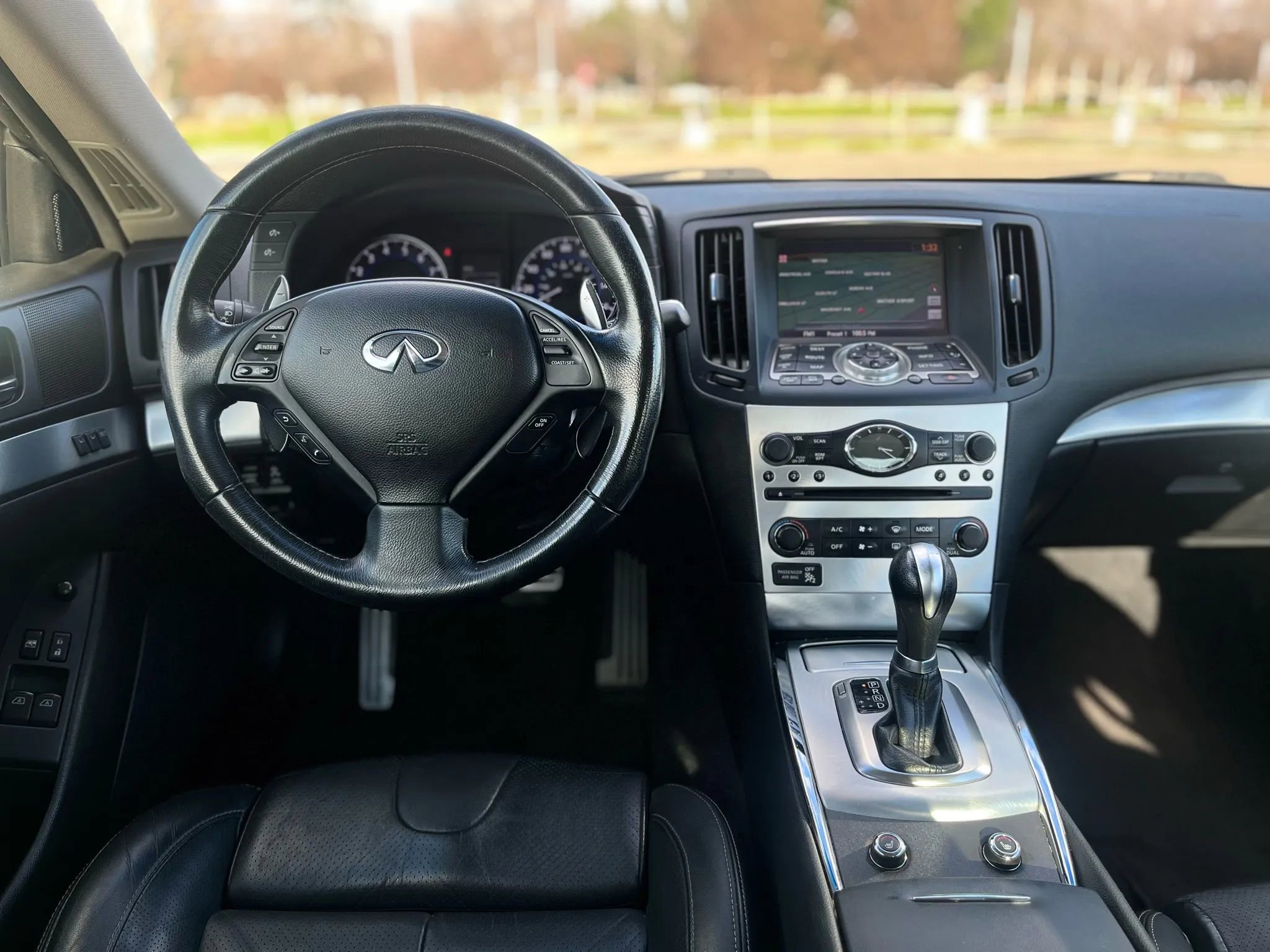 Used 2014 INFINITI Q60 Journey w/ Premium Package image 12