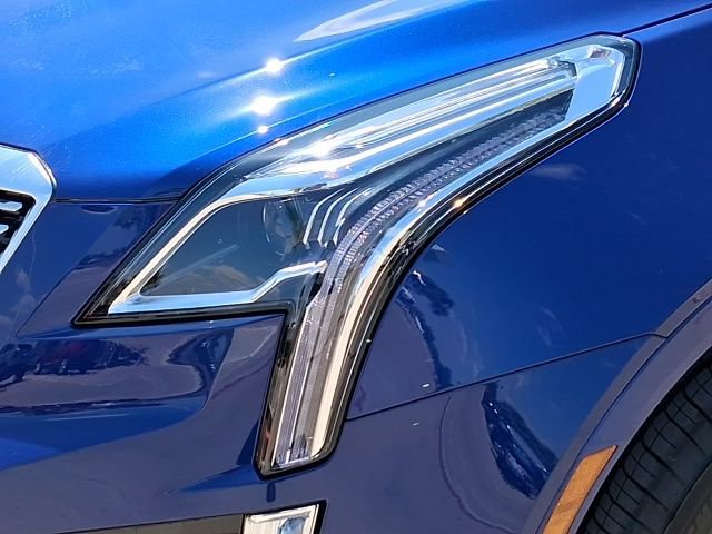 New 2026 Cadillac XT5 Luxury image 7