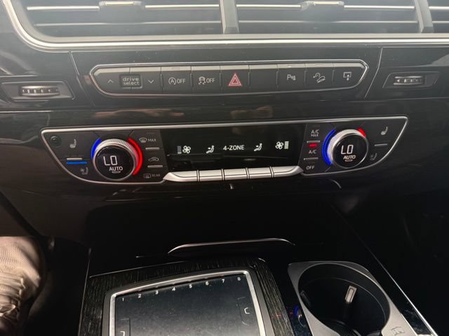Used 2017 Audi Q7 3.0T Premium Plus AWD/4WD image 19