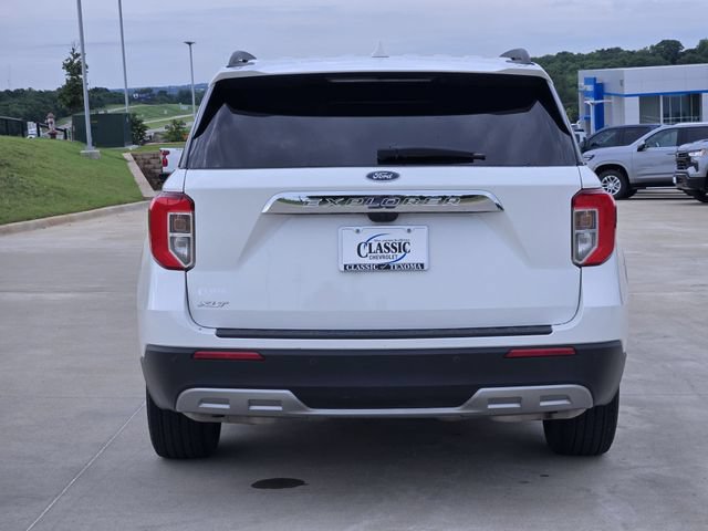 Used 2024 Ford Explorer XLT w/ Equipment Group 202A RWD image 7