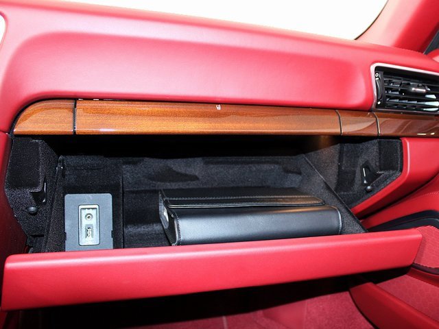 Used 2017 Porsche 911 Turbo S image 14