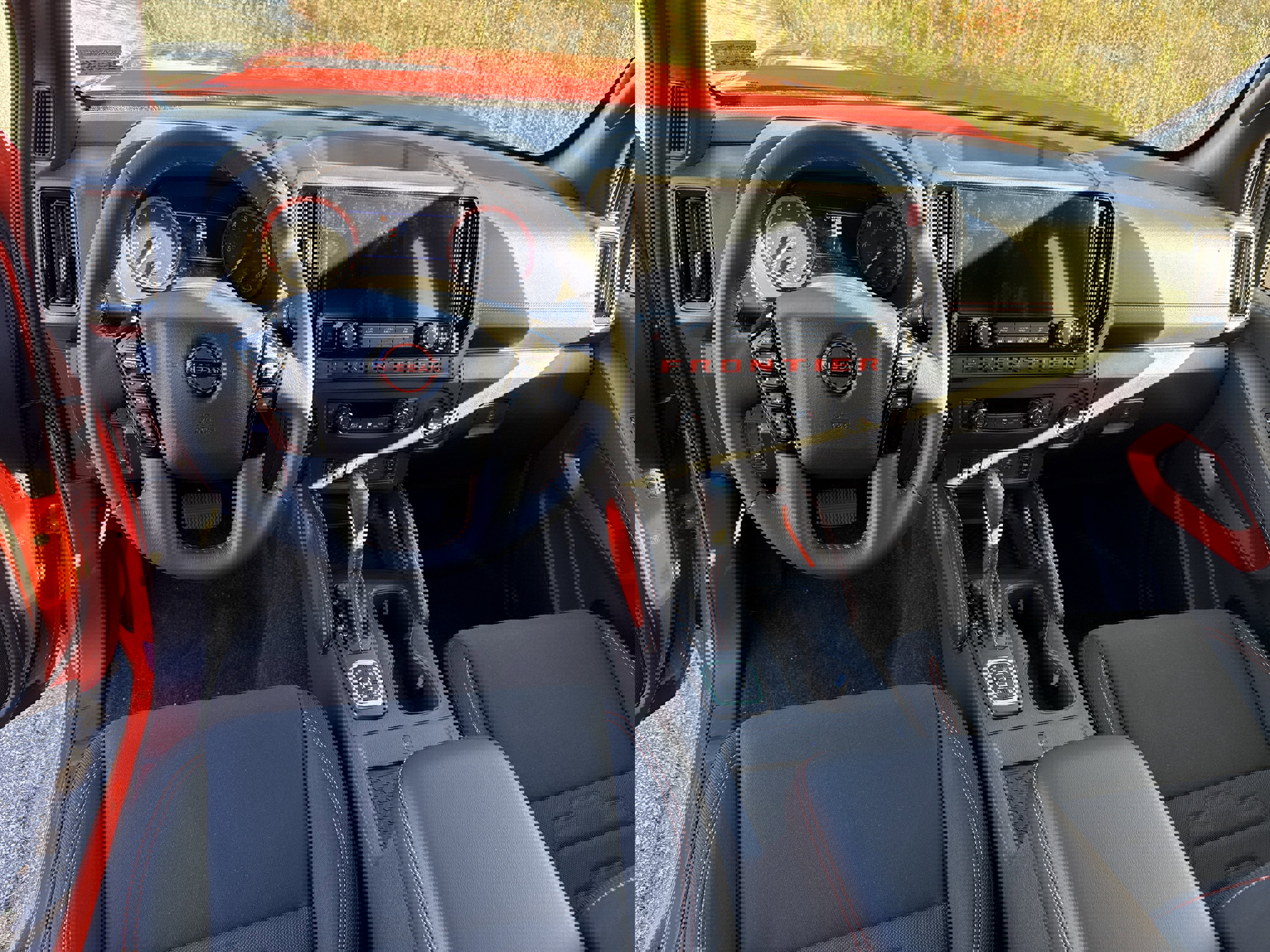 New 2026 Nissan Frontier PRO-4X w/ Pro-4x Convenience Package image 3