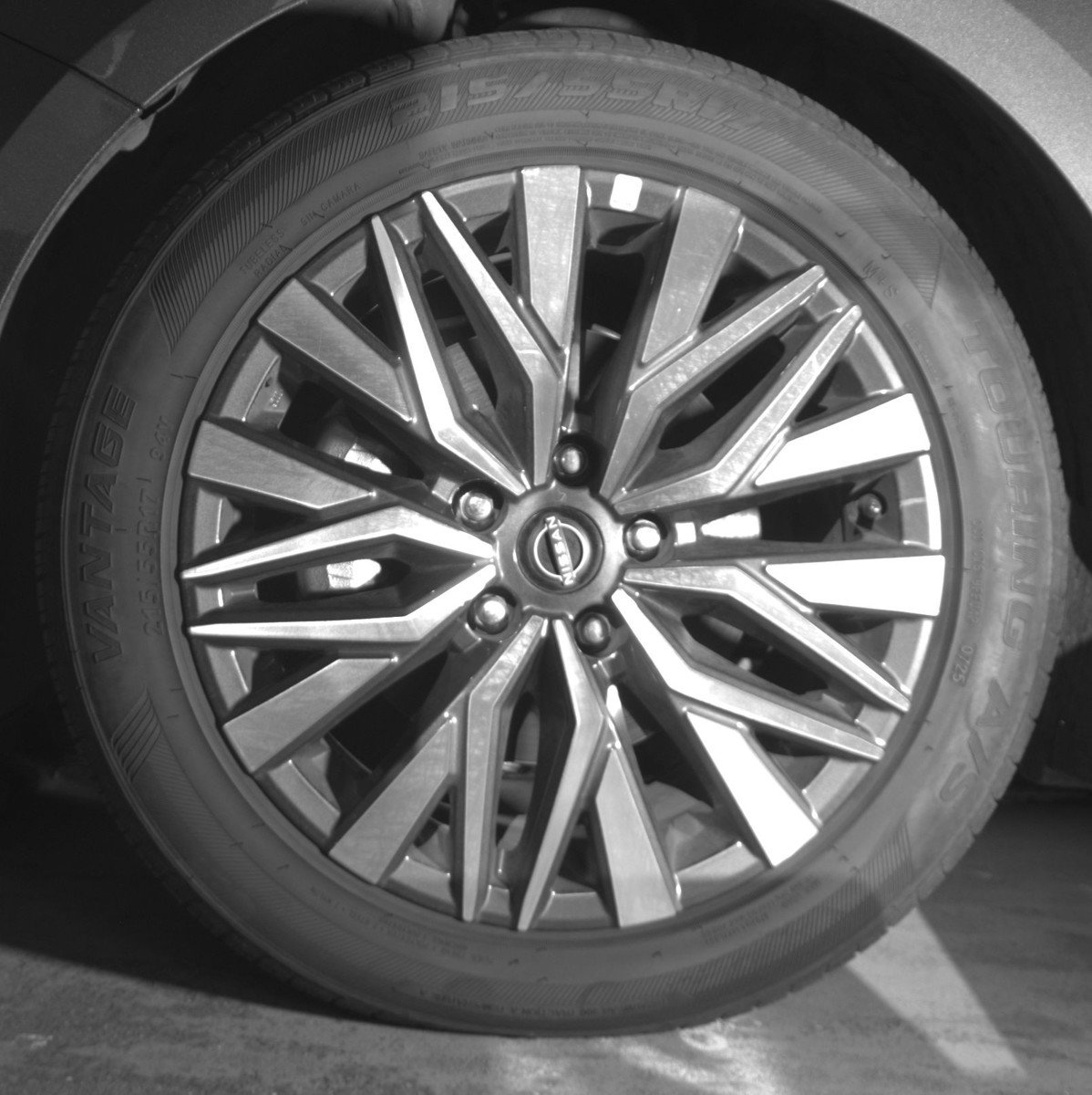 Used 2025 Nissan Altima 2.5 SV image 12